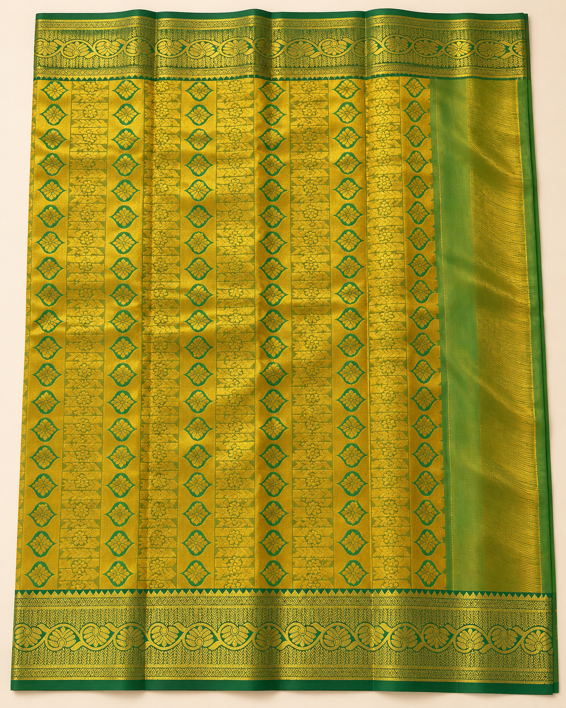 Green and gold-tone floral geometric pallu with decorative border